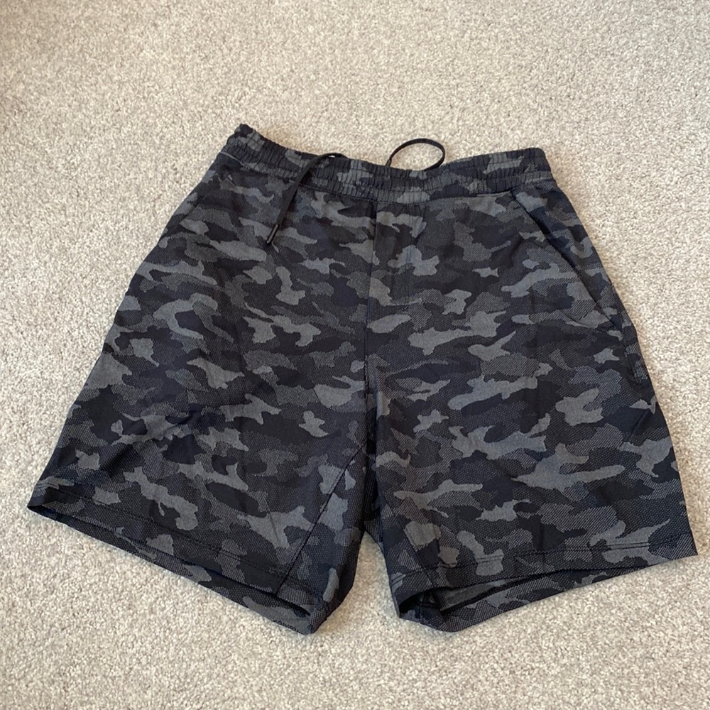 Lululemon black camo shorts!